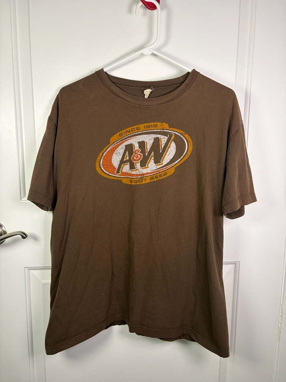 A&W Root Beer Logo Graphic Brown T-Shirt